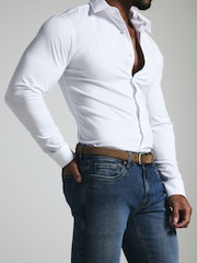 Vaqueros elásticos de corte muscle fit de Tailored Athlete - Imagen 4 de 6