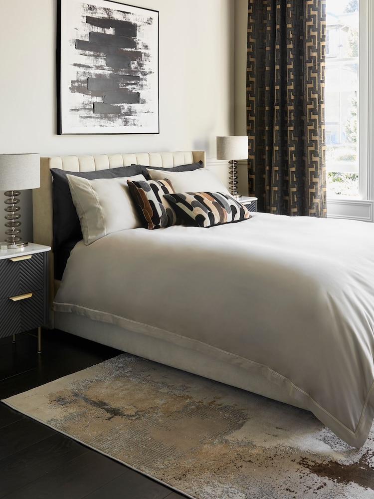 Natural Collection Luxe 600 Thread Count 100% Cotton Sateen Duvet Cover And Pillowcase Set - Image 3 of 4