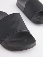 Black Textured Sliders - Image 4 of 6