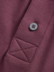 أحمر ميرلو - قميص بولو سادة من Lyle & Scott - صورة 7 من 7