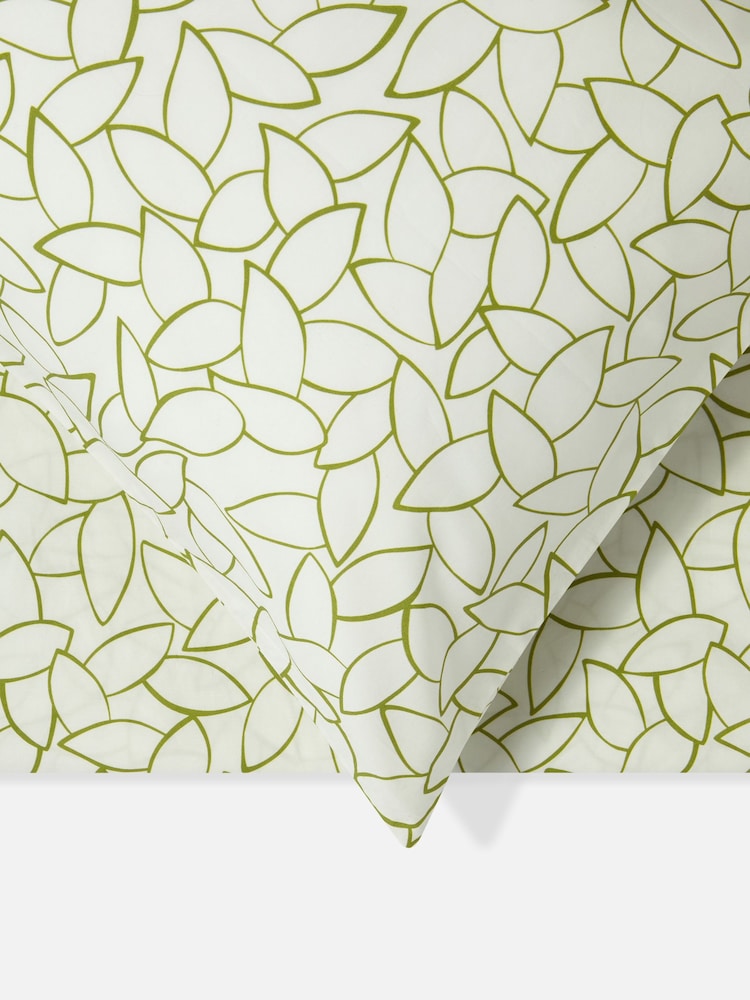 Jasper Conran London Set of 2 Green Leaves 200 Thread Count 100% Cotton Pillowcases - Image 4 of 4