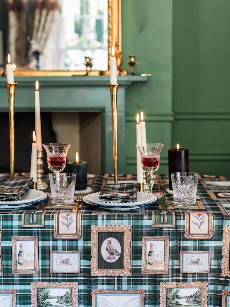 Avalon Home Northern Gallery Wall Tablecloth - 7的图像1｝