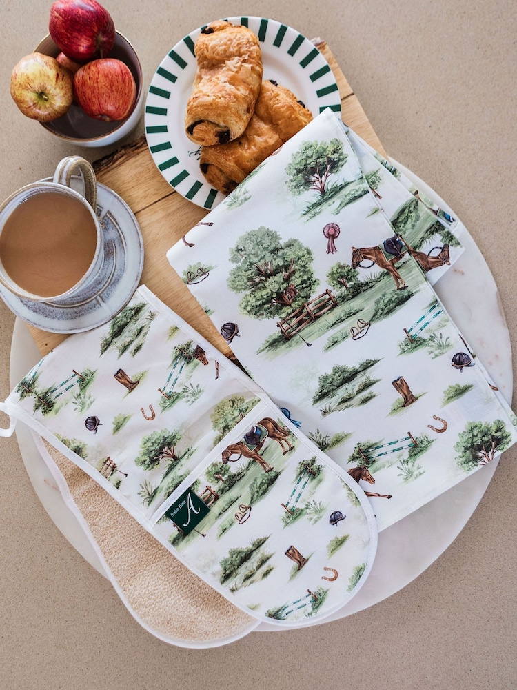 Avalon Home Green Horse Chic Oven Gloves - Image 1 of 6