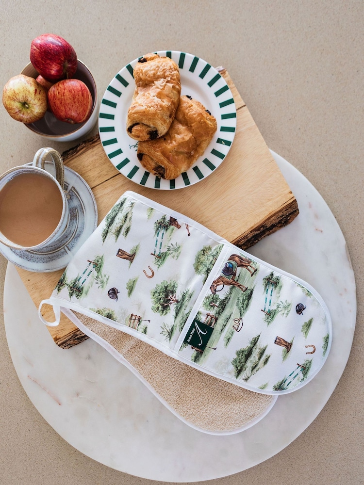 Avalon Home Green Horse Chic Oven Gloves - Image 6 of 6