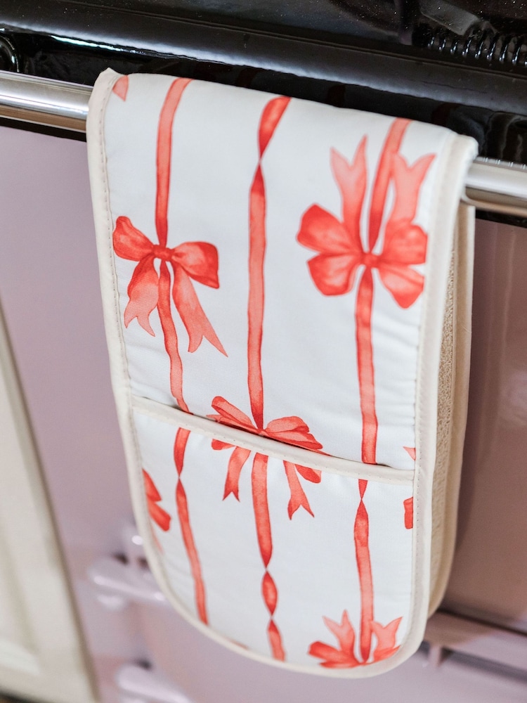 Avalon Home Red Ribbons Oven Gloves - Image 2 of 3 Avalon Home Red Ribbons Oven Gloves - Image 2 of 3