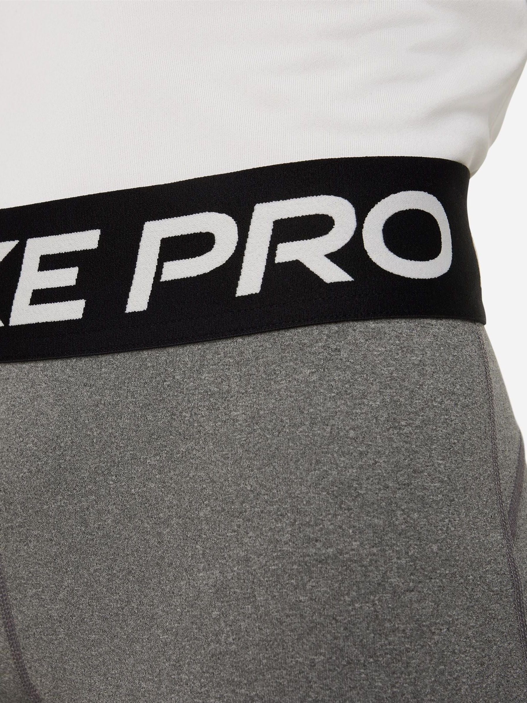 black and grey nike pros