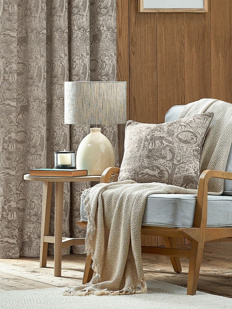 furn. Taupe Winter Woods Animal Chenille Cushion - Image 2 of 6