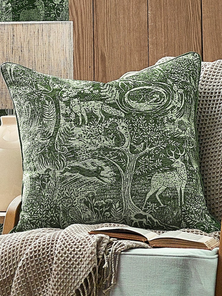 Furn Emerald Winter Woods Animal Chenille Cushion - Image 2 of 6