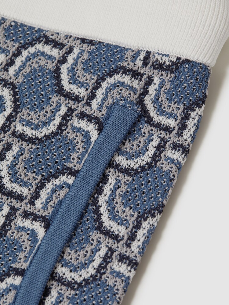 Reiss Blue Bloom 9-14 yrs Knitted Patterned Drawstring Shorts - Image 6 of 6