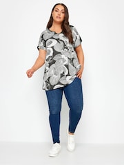 Yours Curve Black White Floral Print Blouses - Image 2 of 4