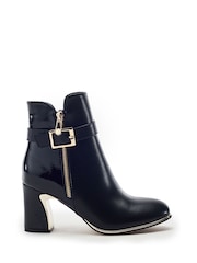 Schwarz - Moda in Pelle Parthenia Buckle Trim Block Heel Boots - Bild 1 von 4