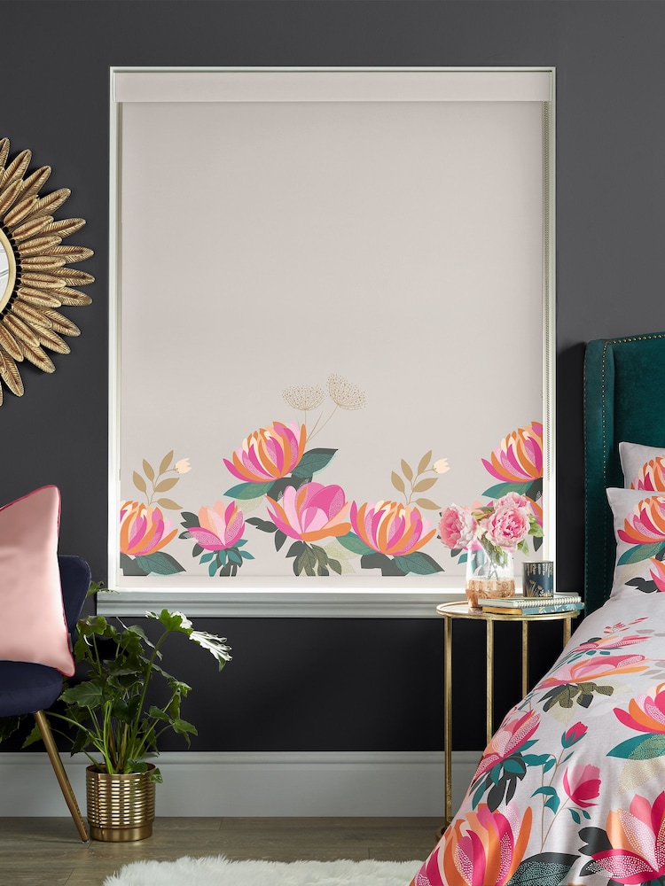 Sara Miller Pale Grey Peony Border Made to Measure Roller Blinds - Image 2 of 6