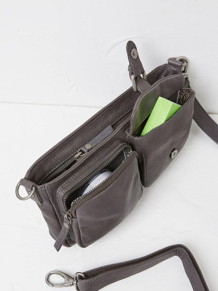 FatFace Grey The Lara Utility Crossbody Bag - Image 4 of 4 FatFace Grey The Lara Utility Crossbody Bag - Image 4 of 4