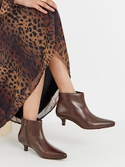 Brown - JD Williams Pointed Kitten Heel Ankle Boots - Larawan 1 ng 4