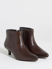 Brown - JD Williams Pointed Kitten Heel Ankle Boots - Larawan 3 ng 4