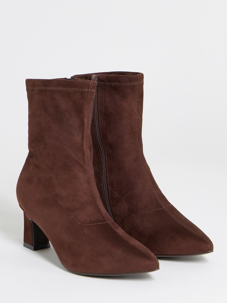 JD Williams Brown Extra Wide Fit Pointed Stretch Block Heel Ankle Boots - Image 2 of 4 JD Williams Brown Extra Wide Fit Pointed Stretch Block Heel Ankle Boots - Image 2 of 4