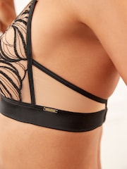 Black Non Pad Non Wire Signature Embroidered Bra - Image 4 of 9