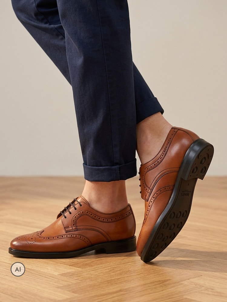 Cuero marrón tostado - Corte ancho - Jones Bootmaker Longwood Wide Fit Leather Brogues - Imagen 1 de 6