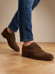 Ante marrón - Corte ancho - Jones Bootmaker Longwood Wide Fit Leather Brogues - Imagen 1 de 6