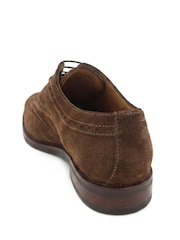 Ante marrón - Corte ancho - Jones Bootmaker Longwood Wide Fit Leather Brogues - Imagen 4 de 6
