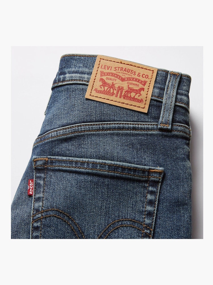 Levi's® Moving Target High-Waisted Mom Jeans - Image 5 of 5