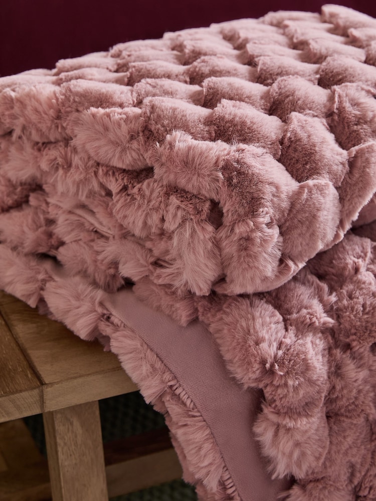 Pink Luna Scalloped Plush Faux Fur Throw - Image 3 of 5