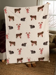 Natural Christmas Hamish Fleece Throw - Image 4 of 6