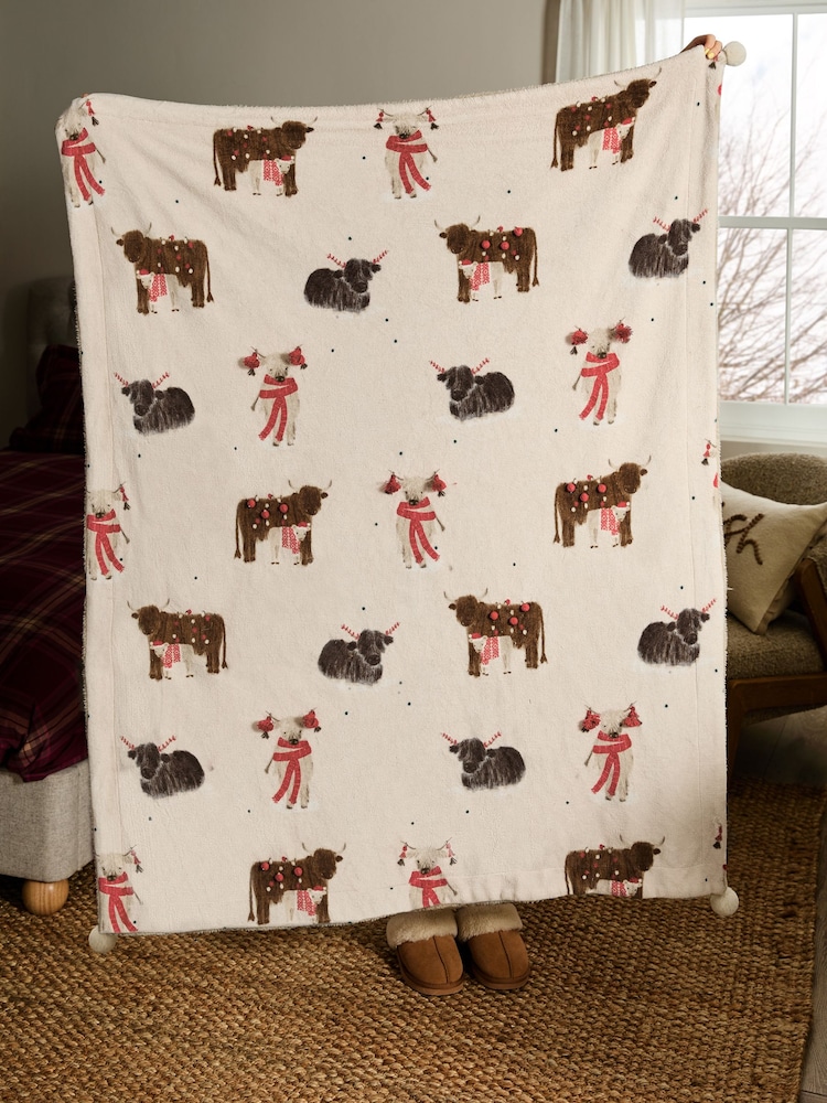 Natural Christmas Hamish Fleece Throw - Image 4 of 6