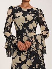Қара - Jolie Moi Frill шифон Midaxi көйлегі - 6суретінің 4 суреті