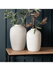 Gallery Home White Medium Ukiah Vase - Image 2 of 3
