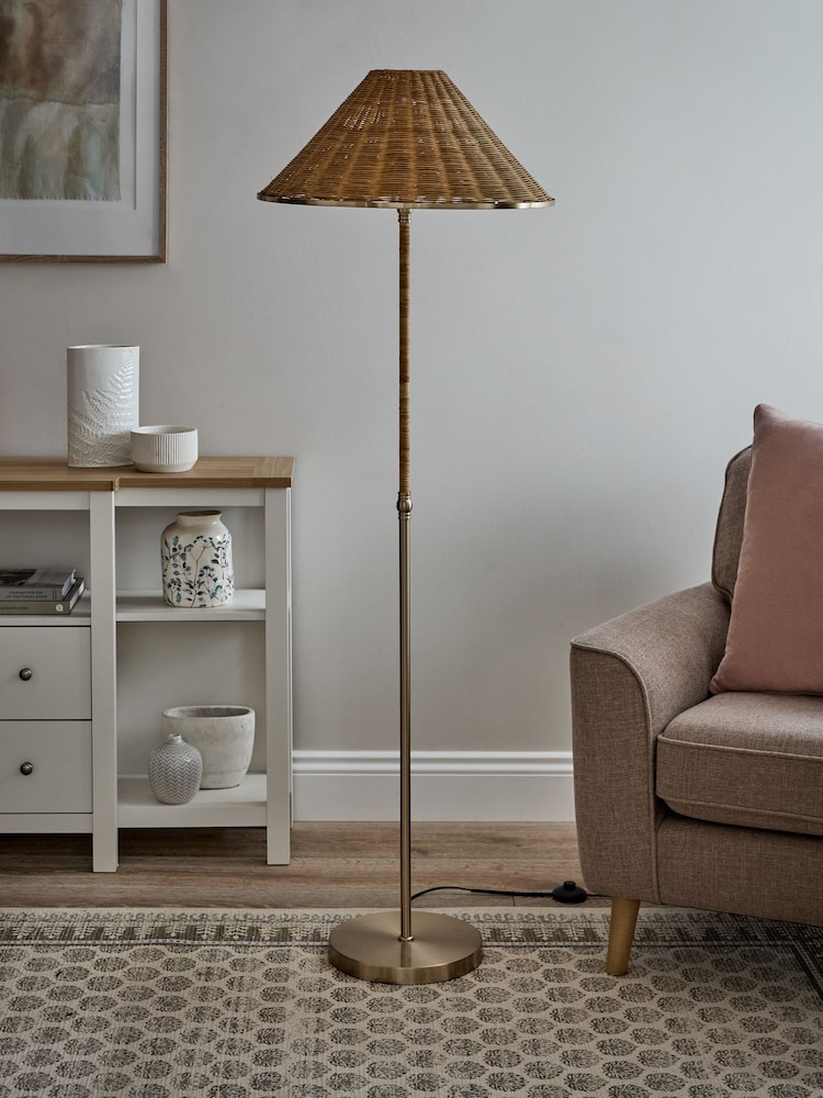 Brass Stratford Woven Rattan Floor Lamp - Image 2 of 6
