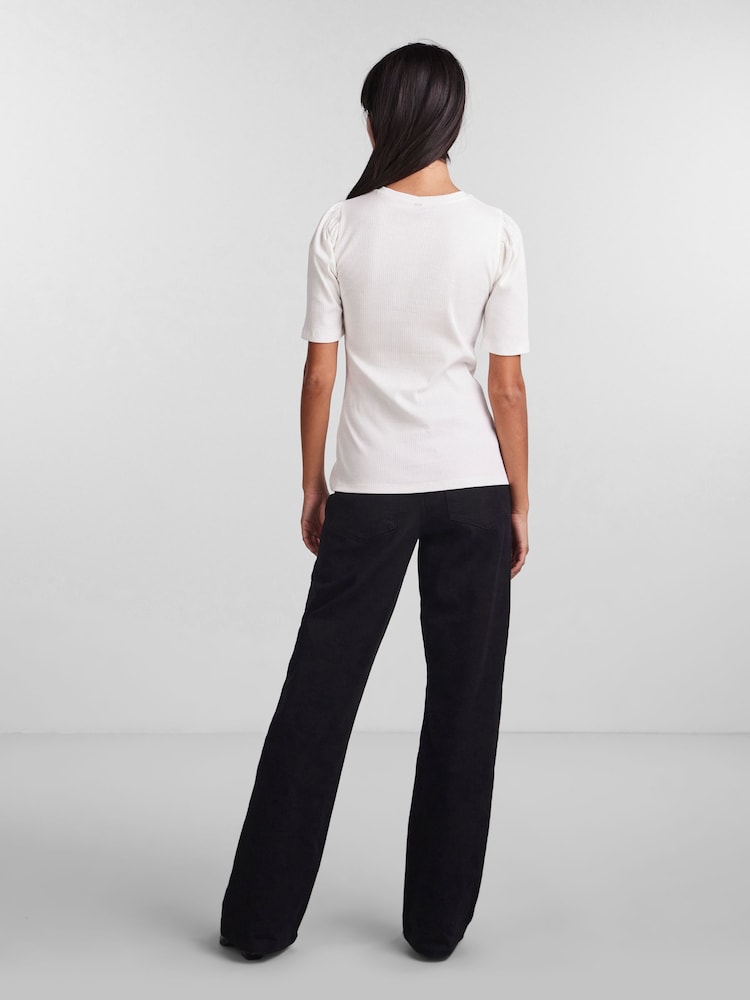 PIECES White Puff Sleeve Top - Image 2 of 6 PIECES White Puff Sleeve Top - Image 2 of 6
