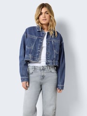 NOISY MAY Blue Relaxed Fit 100% Cotton Denim Jacket - Image 4 of 7