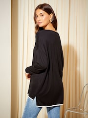 Zwart/wit met gestreepte randen - Friends Like These tuniek van zachte jersey met V-hals en lange mouwen - Image 4 of 4