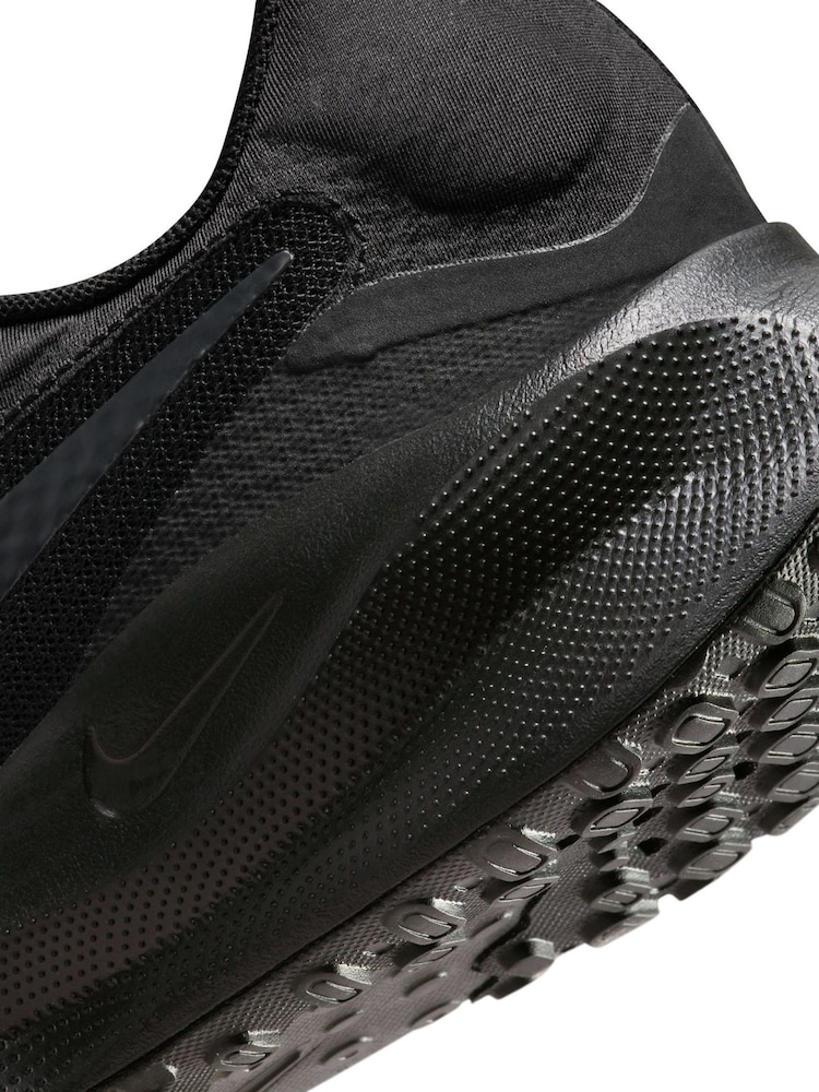 Nike Black/White Revolution 7 Road Running Trainers - Image 11 of 11 Nike Black/White Revolution 7 Road Running Trainers - Image 11 of 11