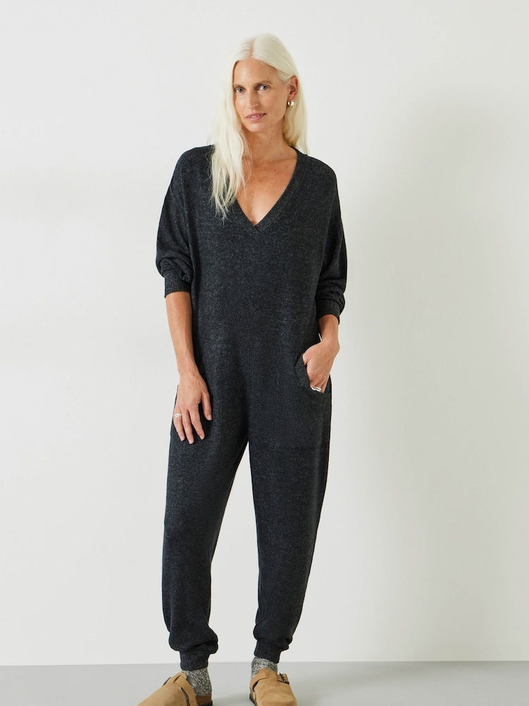 Hush Elle Supersoft V-Neck All-In-One - Bild 1 von 5 Hush Elle Supersoft V-Neck All-In-One - Bild 1 von 5