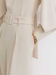 Reiss June Jumpsuit med høy hals, belte og baggy bukseben - Bilde 3 av 10