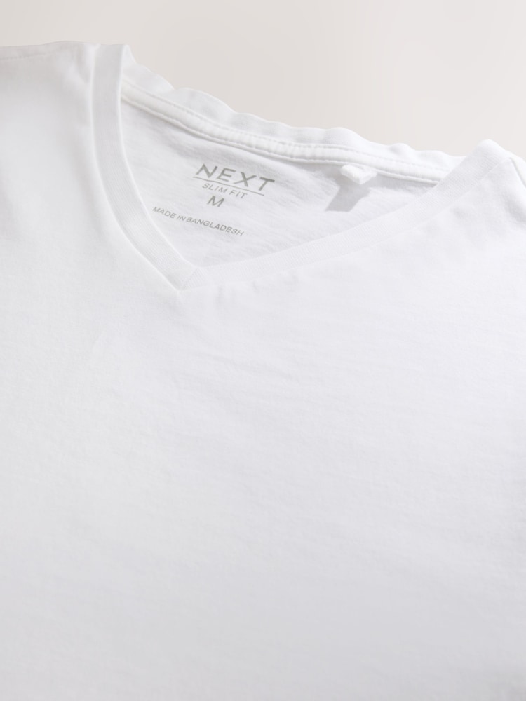 White Slim Fit Essential V-Neck T-Shirt - Image 7 of 7 White Slim Fit Essential V-Neck T-Shirt - Image 7 of 7