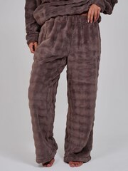 Loungeable Brown Luxury Bubble Fleece Quarter Zip and Trousers Lounge Set - Image 6 of 6