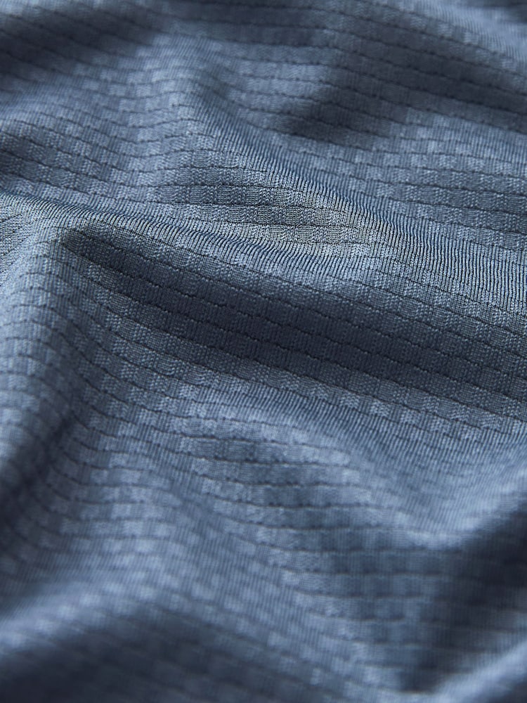 Bleu - Active Gym Texture Training T-Shirt - Image 10 of 11