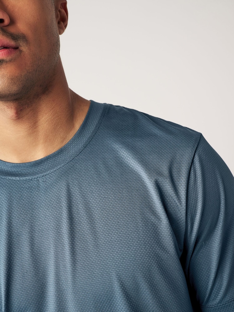 Bleu - Active Gym Texture Training T-Shirt - Image 7 of 11