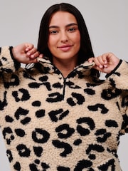 Loungeable Leopard Print Cosy Borg Fleece Quarter Zip Lounge Jumper - صورة 3 من 5