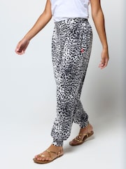 SCAMP & DUDE Grey Cheetah Balloon Leg Jersey Trousers - Image 6 of 6