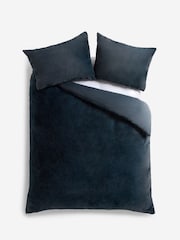 Blue Plush Faux Fur Duvet Cover And Pillowcase Set - Image 4 of 5