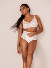 Cream Total Support Non Pad Non Wire Animal Print Mesh Bra with Side Support - Image 2 of 7