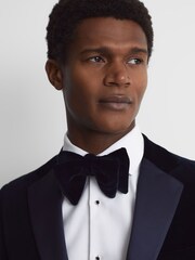 Reiss Navy Hike Velvet Bow Tie - Image 2 of 4