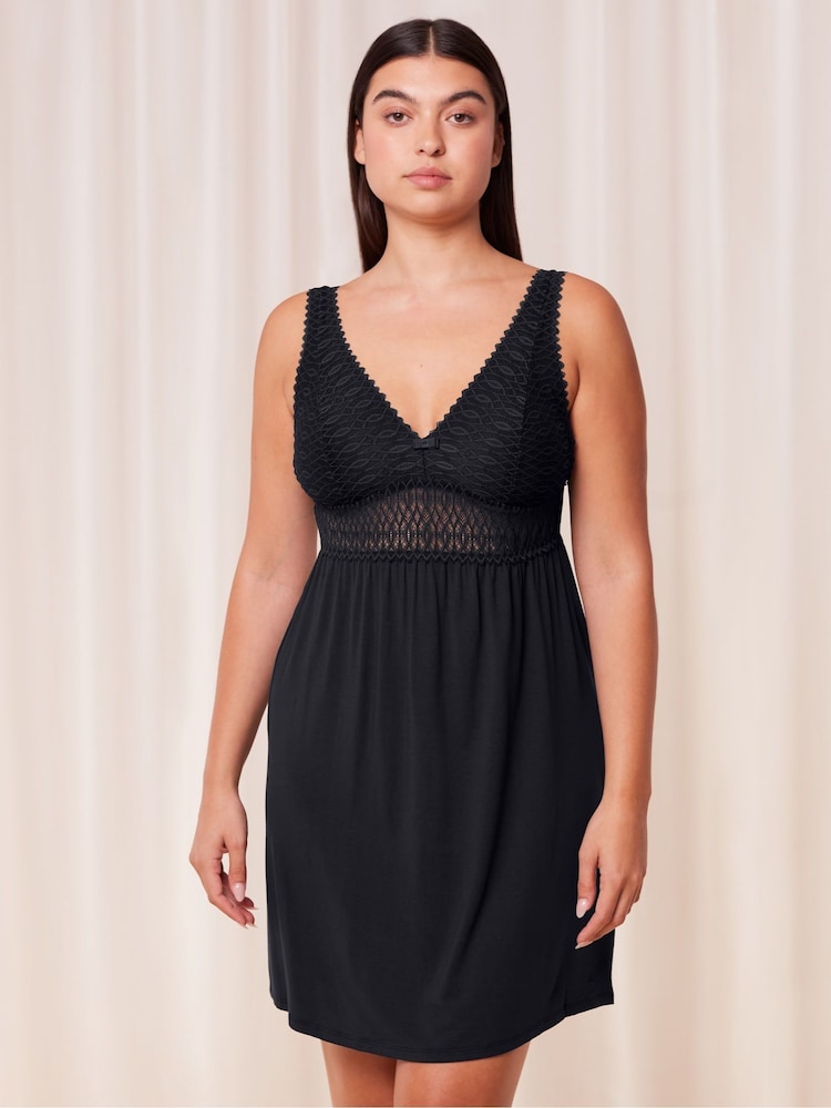Triumph Aura Spotlight Nightie - Image 1 of 4