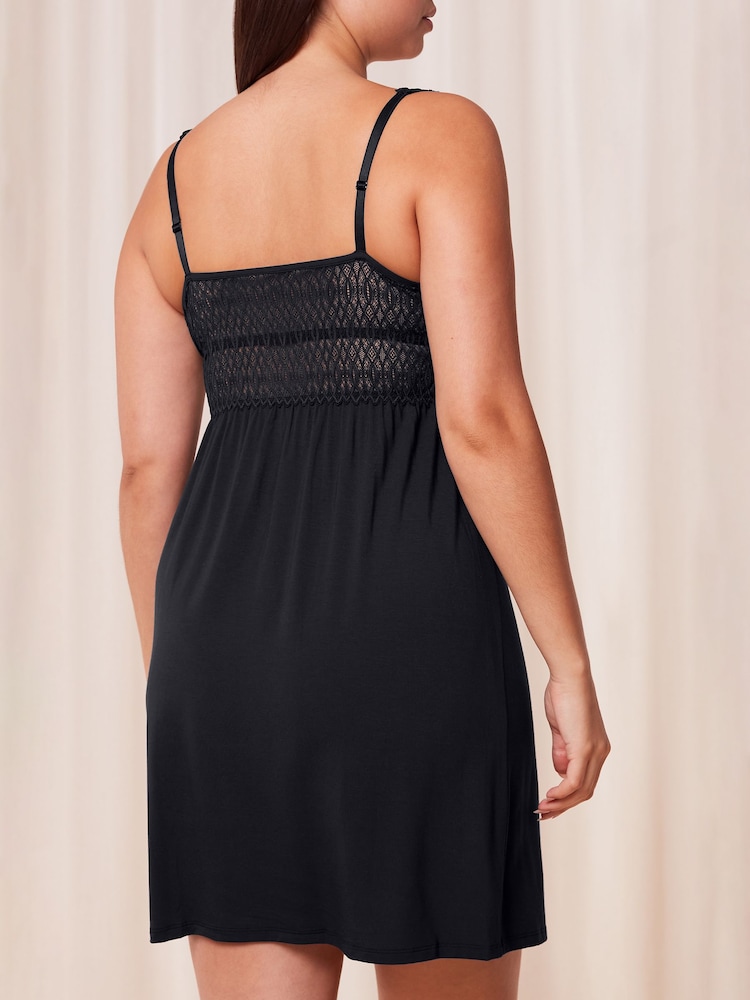 Triumph Aura Spotlight Nightie - Image 2 of 4