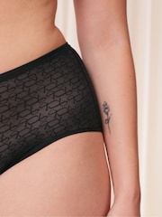 Triumph Signature Sheer Maxi Briefs - Image 5 of 9