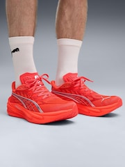 Puma Red Deviate NITRO 4 Trainers - Image 7 of 7